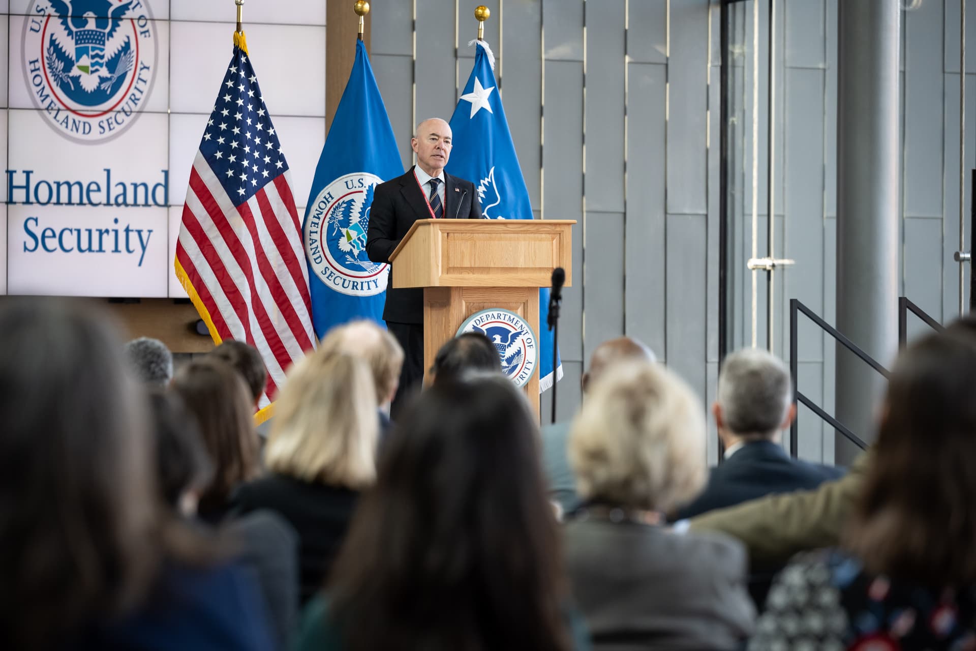 Senate extends DHS funding two weeks as House stays out until Monday