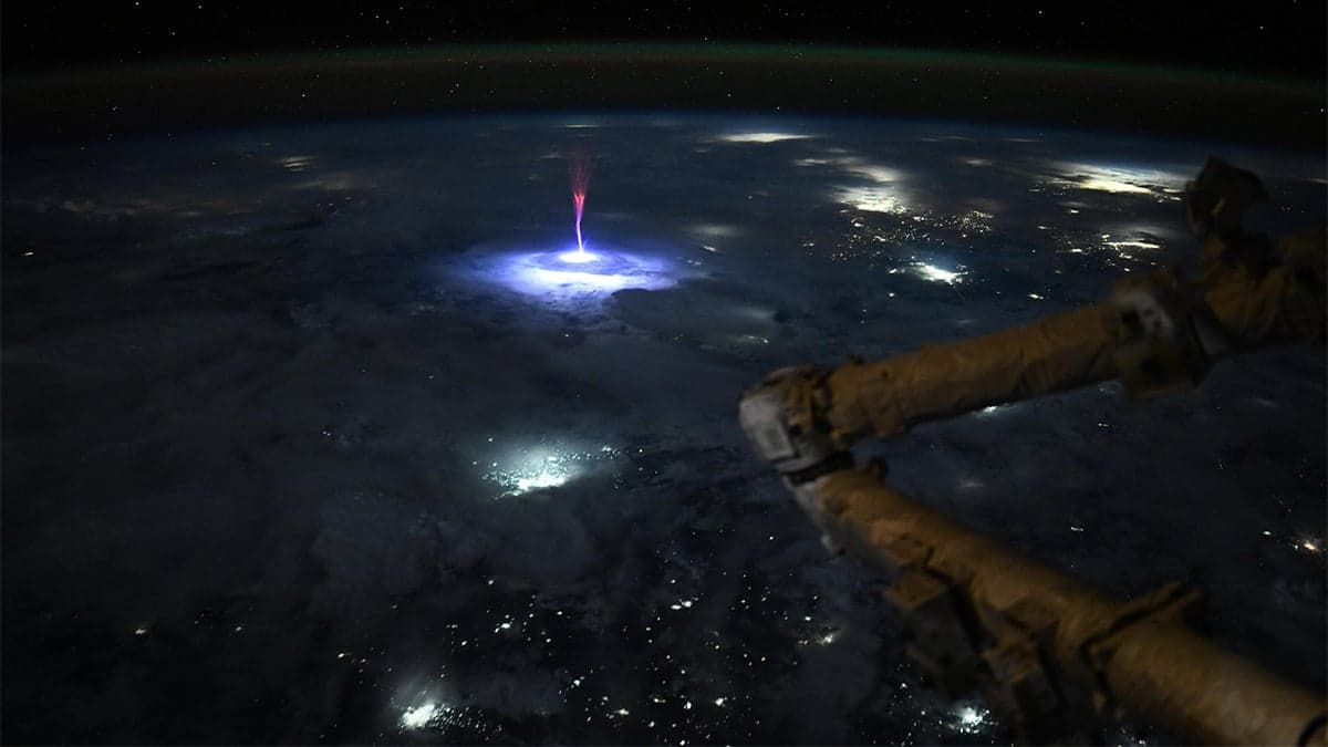 JWST Reveals First Three-Dimensional Map of WASP-18b Atmosphere