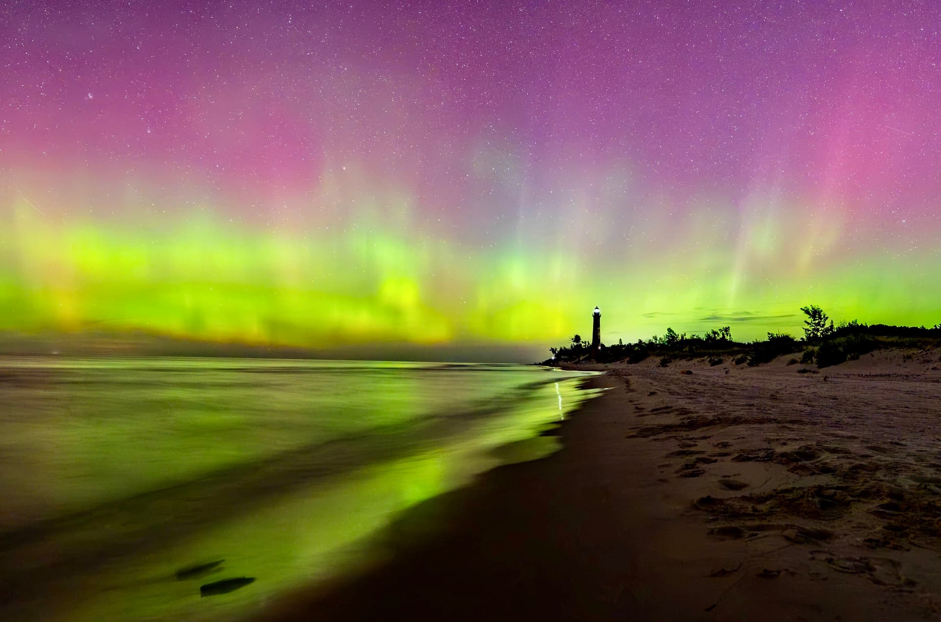 DPReview March 2026 Photo Challenge Invites Night Lights Submissions