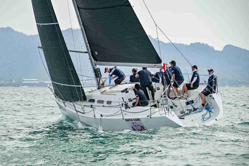 Light Winds at RLIR 2026 Day One; IRC1 Dominates, Multihull WoW Shines