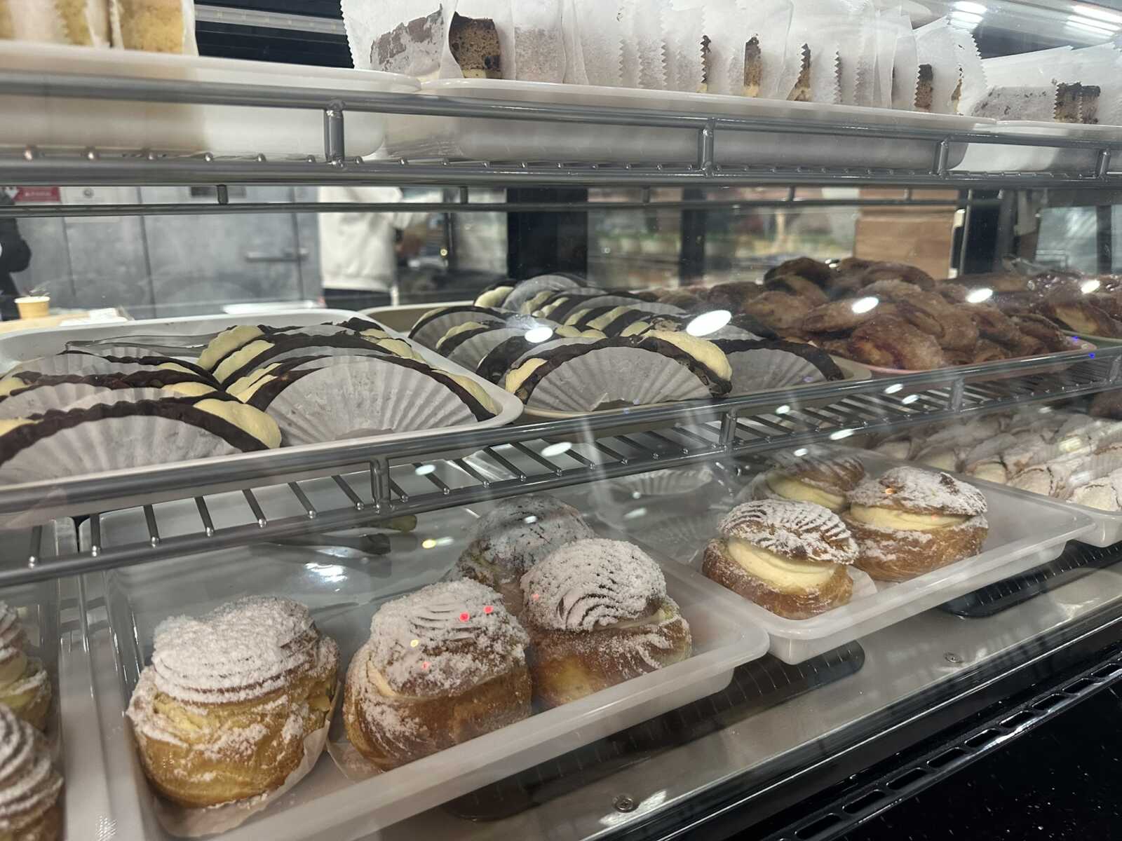 Samara Opens Beau Jour De Ma Vie French-Style Bakery With Open Kitchen