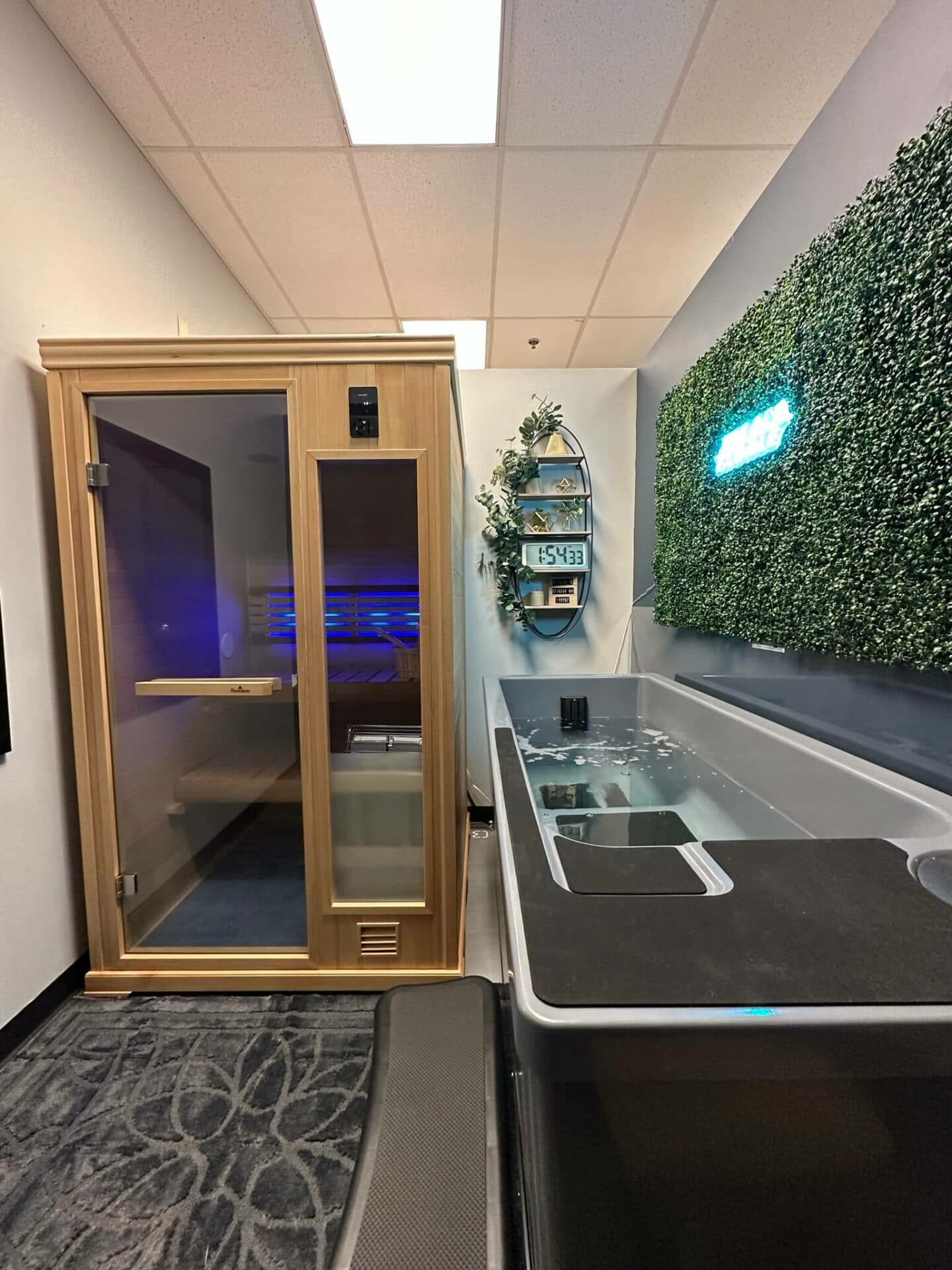 Cold Plunge Versus Cryotherapy: Science, Safety, Cost, and Convenience