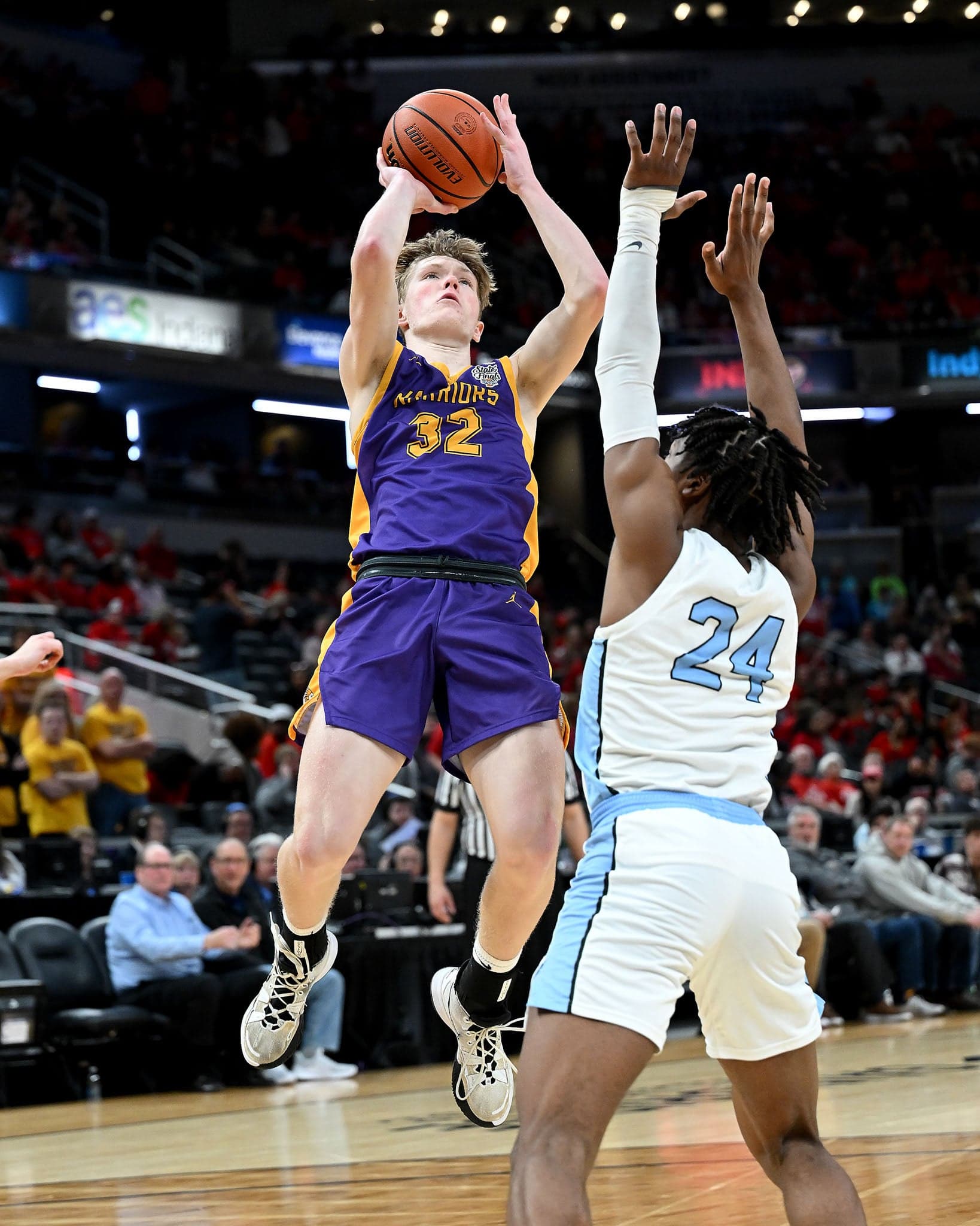 Governor Braun Welcomes Eight Teams to IHSAA Boys Basketball State Finals