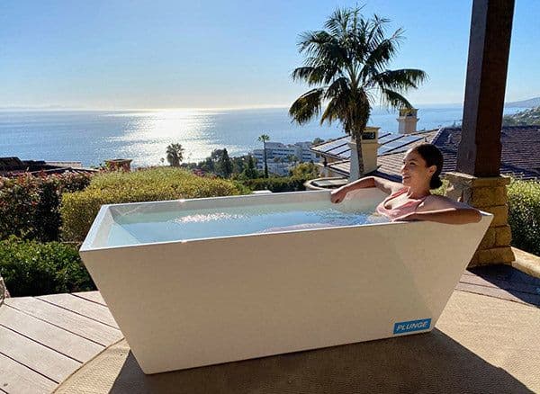 BarBend Names 12 Expert-Tested Cold Plunge Tubs for 2026