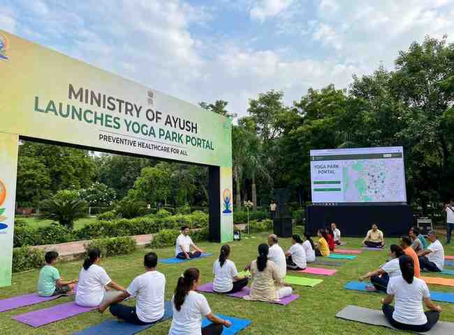India launches Yoga Park Portal to turn parks into wellness hubs