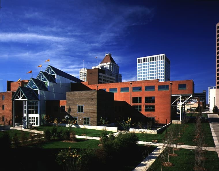 Greensboro Cultural Center anchors downtown arts, classes and performances