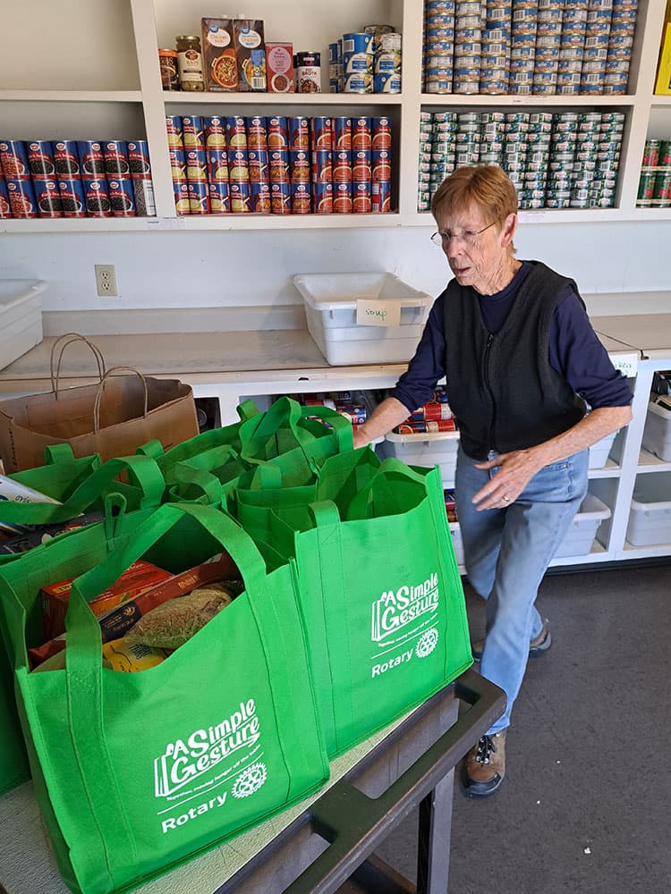 Clear volunteer roles help A Simple Gesture reduce confusion and risk