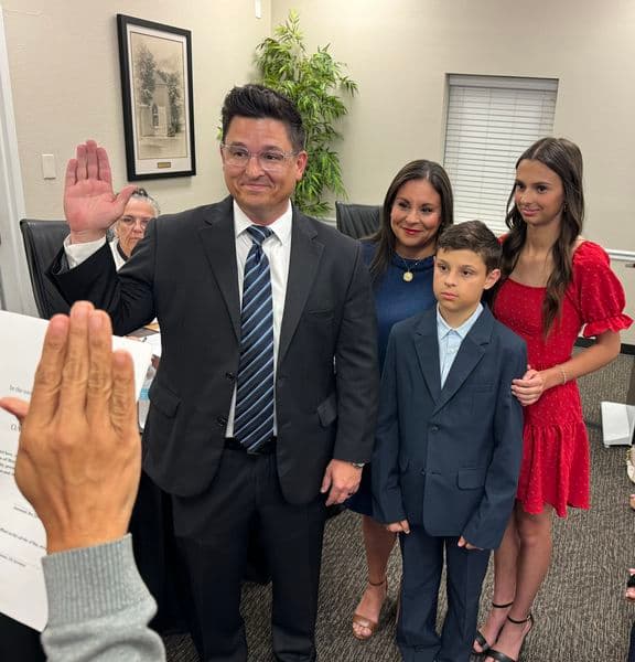 Heath Mayor and Two Council Members Unopposed, Sworn In May 12