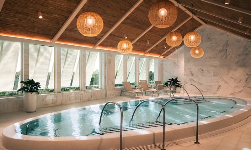 Four Seasons Naples Debuts 3,200 Sq Ft Aquatherapy Circuit With Cold Plunge