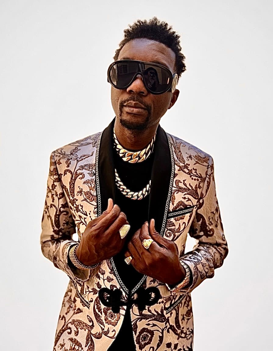E-Dee returns to hardcore dancehall with Come Link Me, Heartbreak