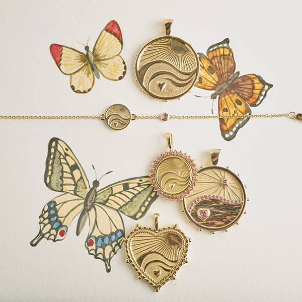 Timex invests in personalized jewelry brands Jane Win and Pictures on Gold