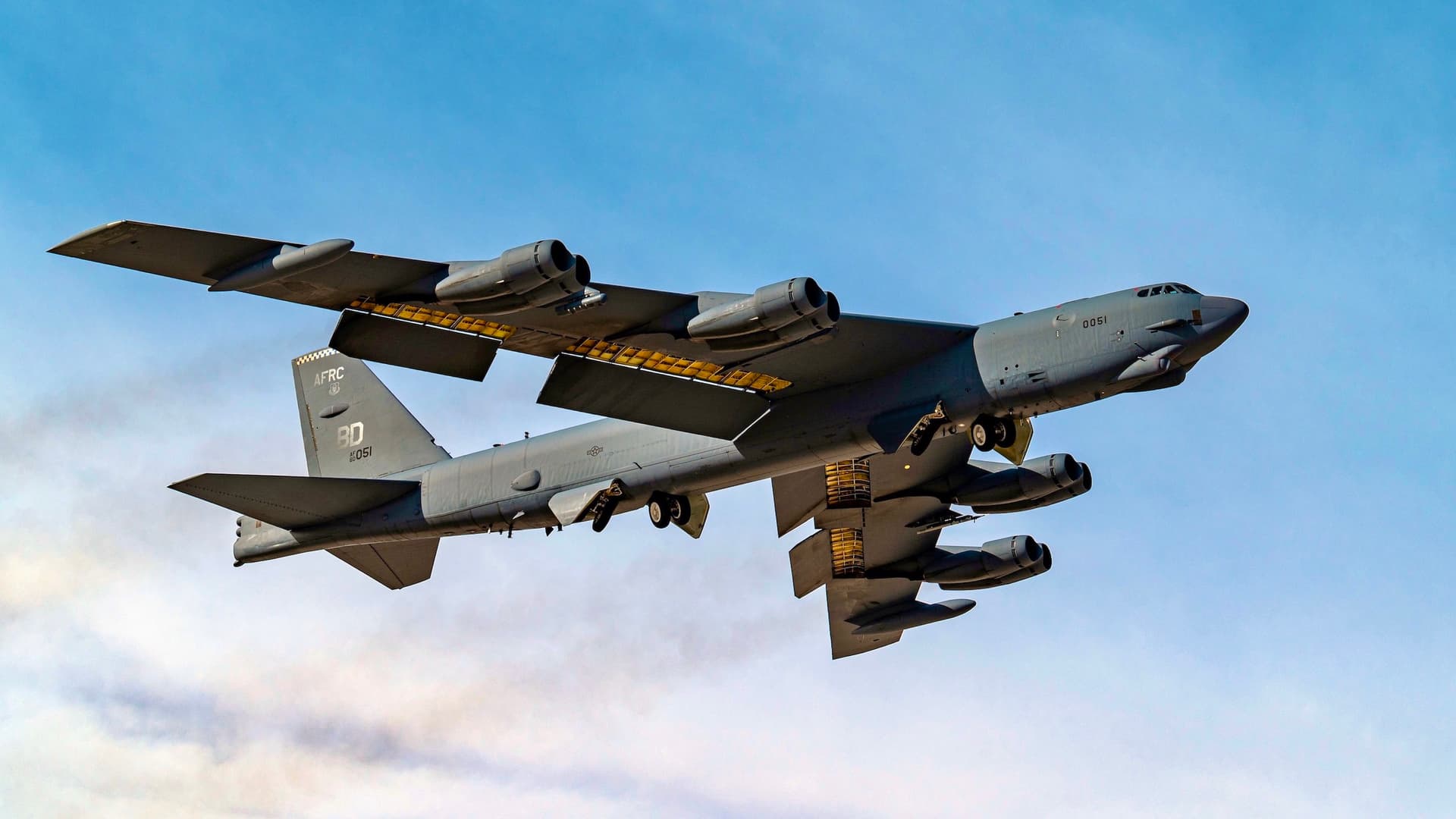 U.S. Sends B-52 Bombers Off Venezuela Coast, Raising Regional Anxiety