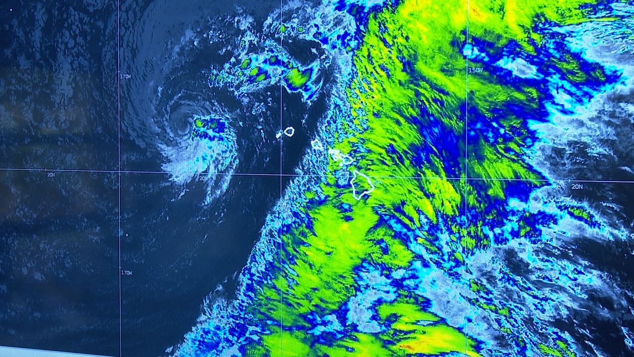 Big Island County Records Over 400 Damage Claims After Back-to-Back Kona Lows