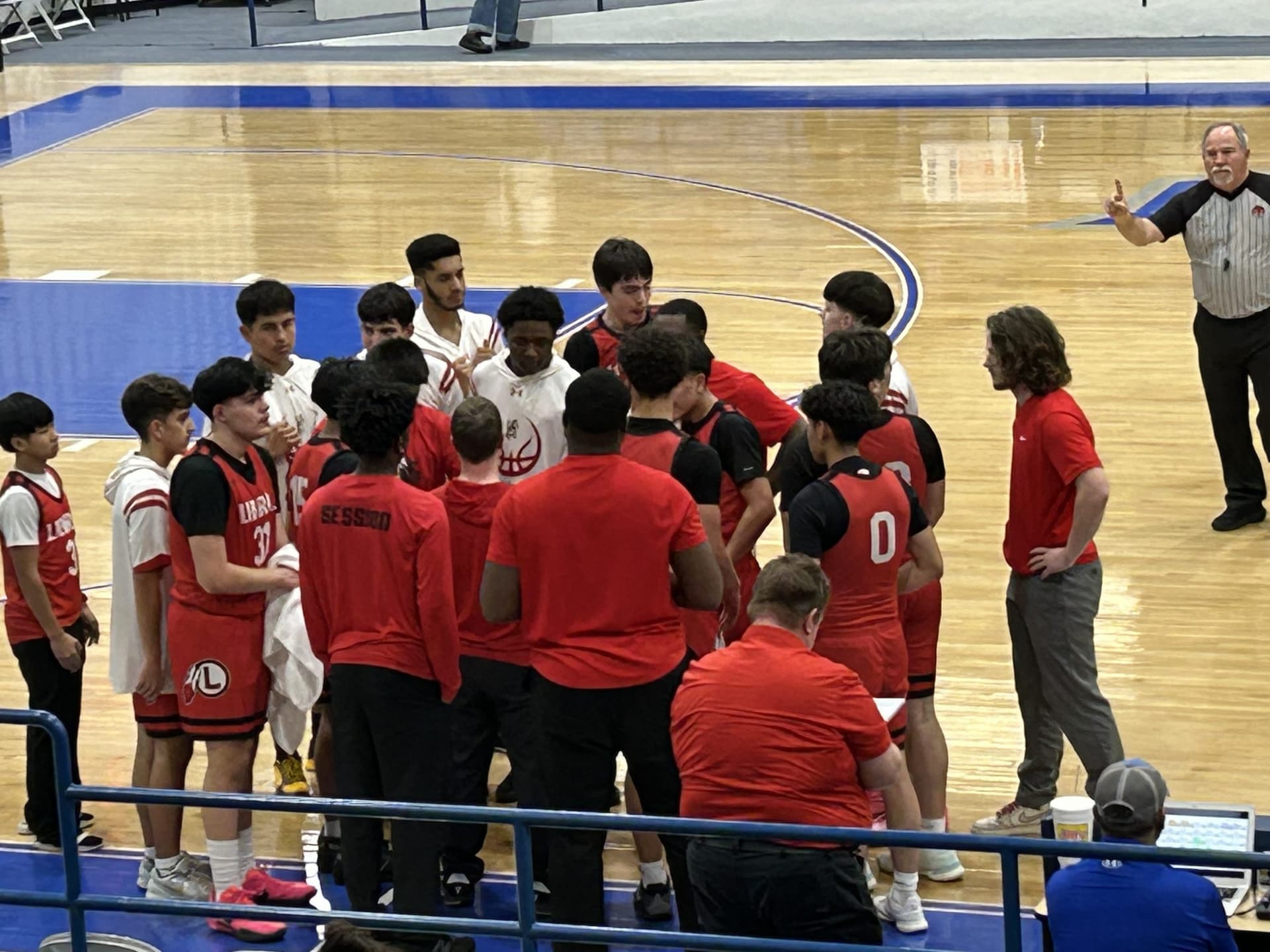 Hooker Bulldogs Dominate Second Half, Defeat Liberal 63-38