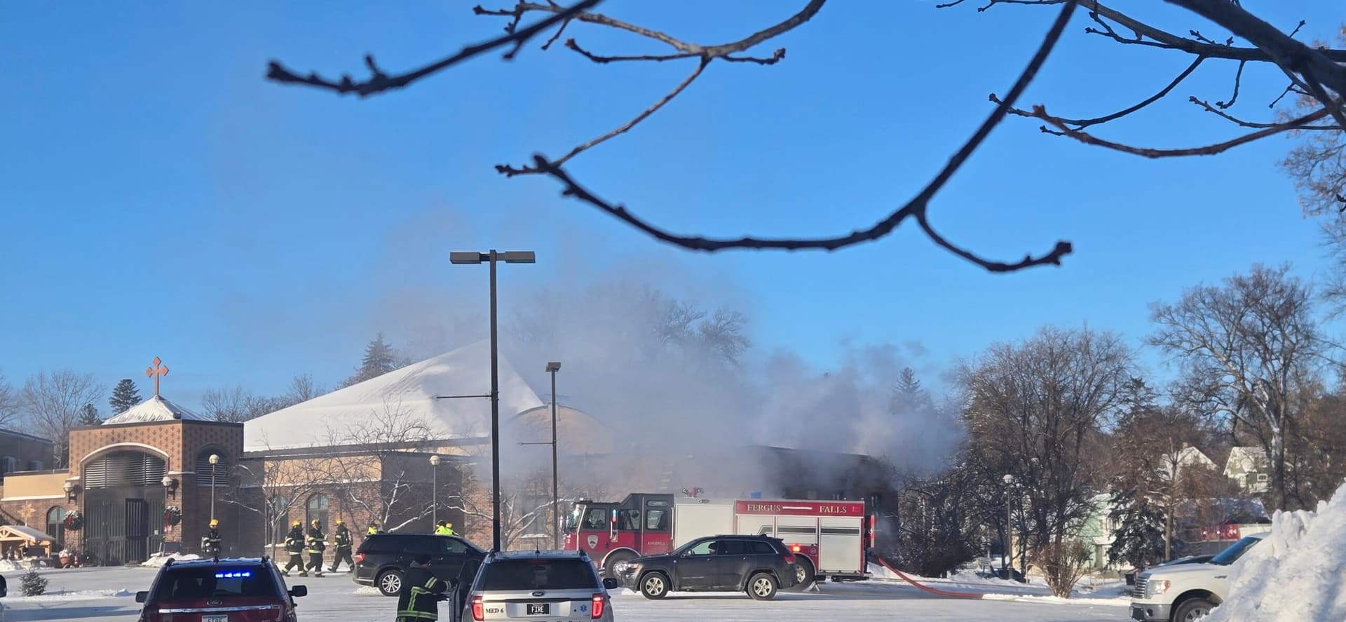 Fergus Falls students thank first responders after school fire recovery