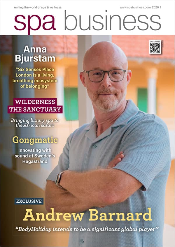 Paris Ice Bath Club Draws Crowds, Blending Sauna and Cold Plunges