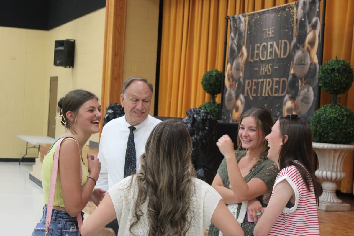 Scotts Hill honors coach Tracy Chandler as he retires after 43 years