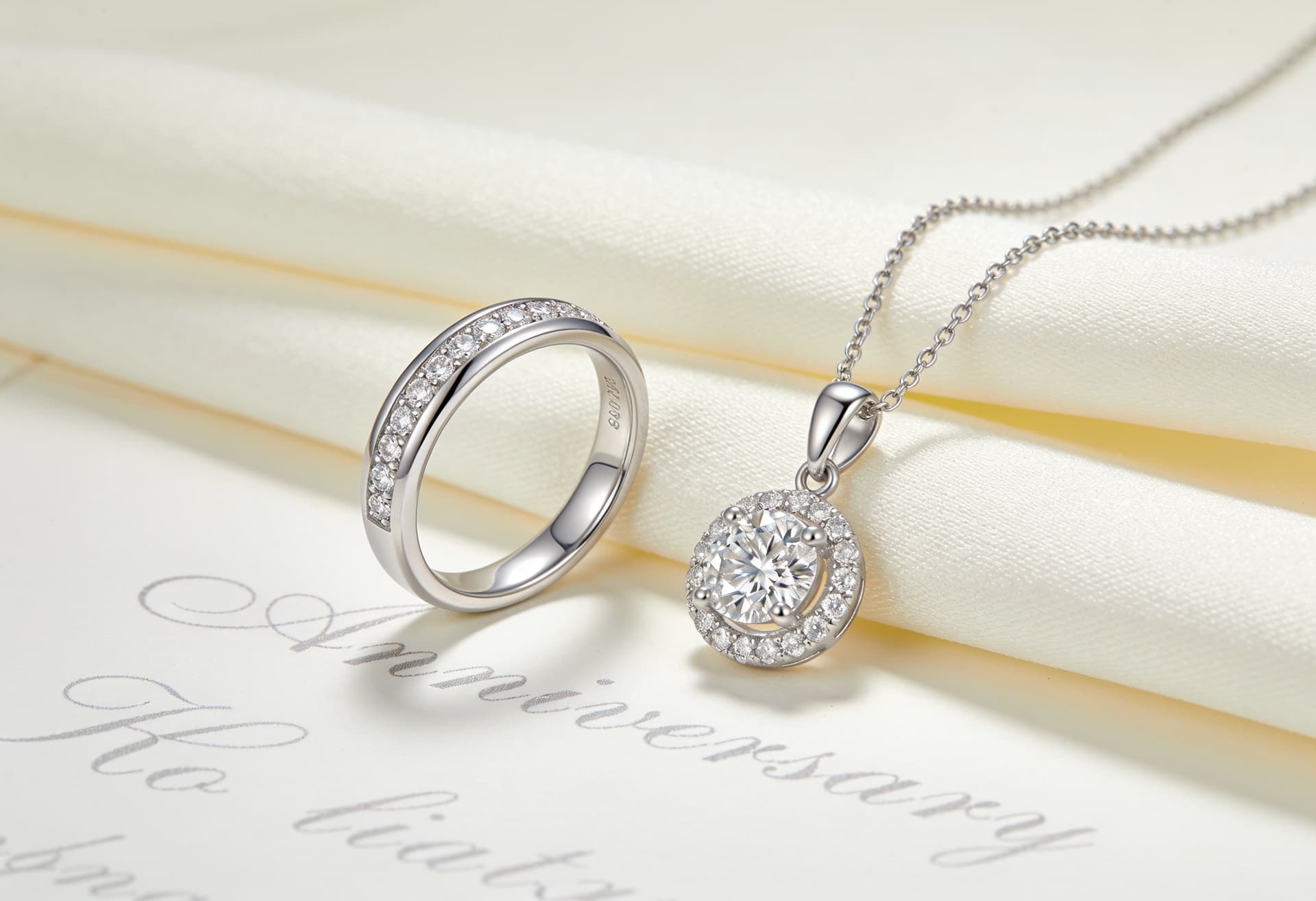 Anniversary gifts by year, gemstone meanings and jewelry ideas
