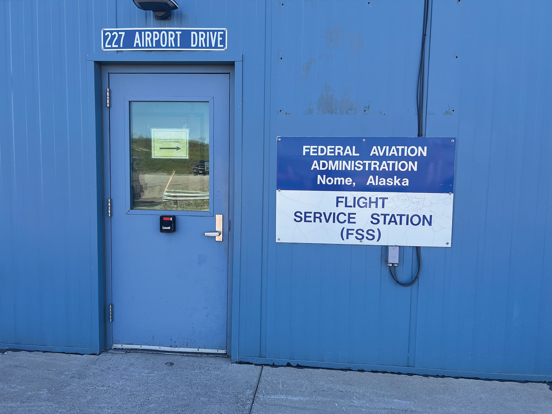 FAA leave at Utqiagvik, Deadhorse stations disrupts North Slope flights