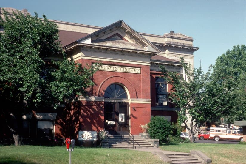 State Panel to Consider Adding La Grande Carnegie Library to National Register