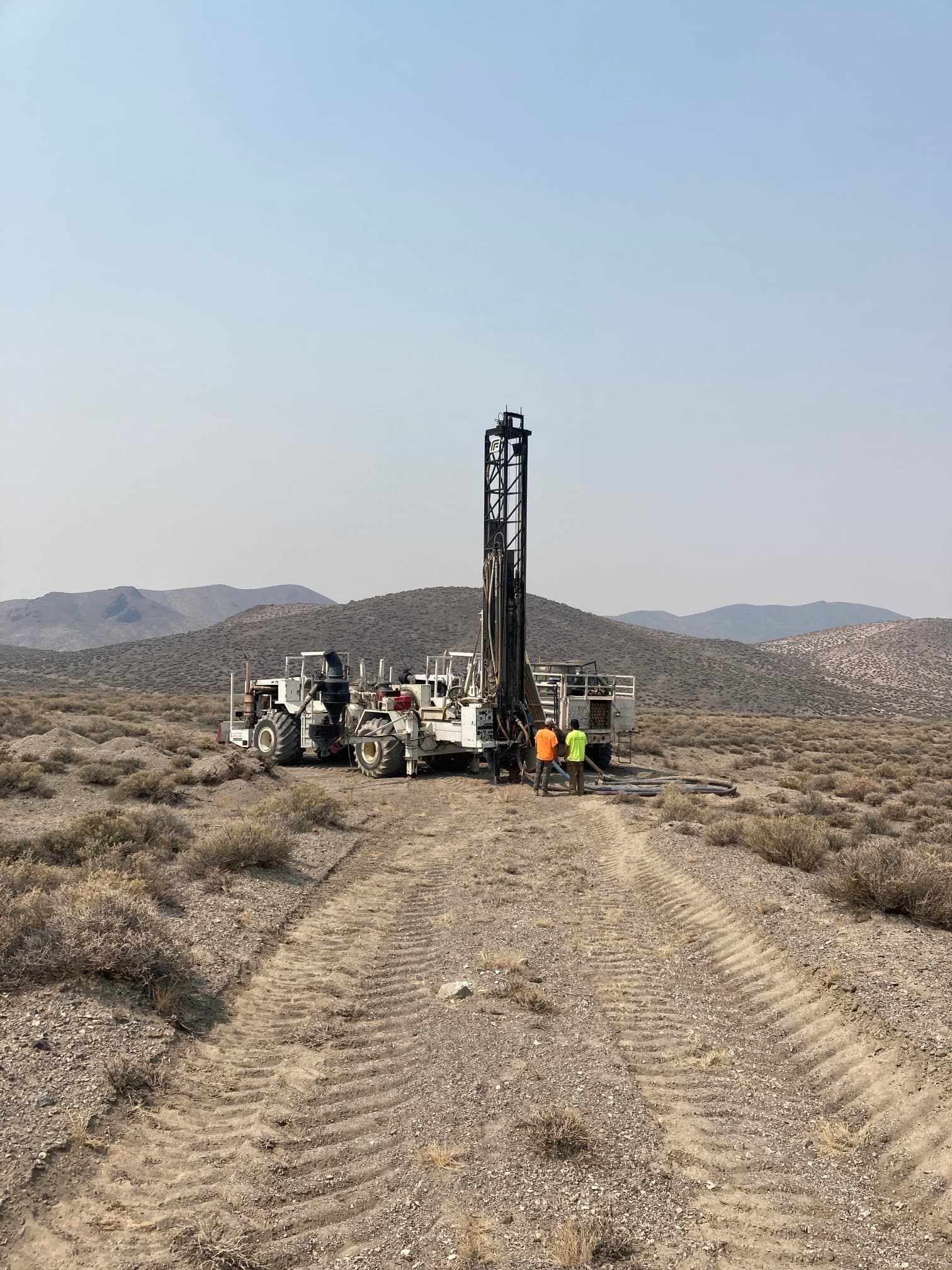 P2 Gold Drilling Confirms Near Surface Mineralization at Gabbs