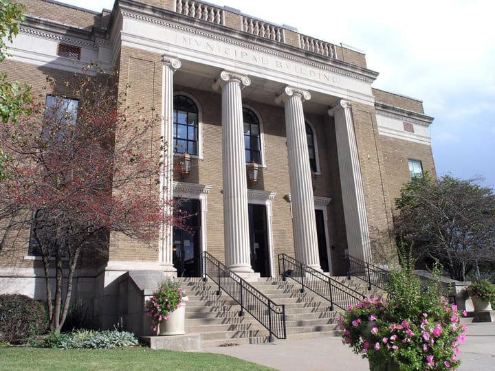 City of Parsons adds debit and credit card utility payments