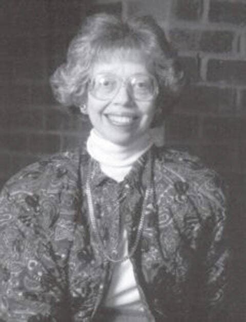 Sara Lou Teets of West Union dies at 90; family seeks support