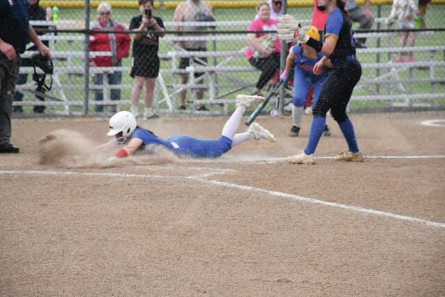 Peebles rallies past Manchester on walk-off softball win