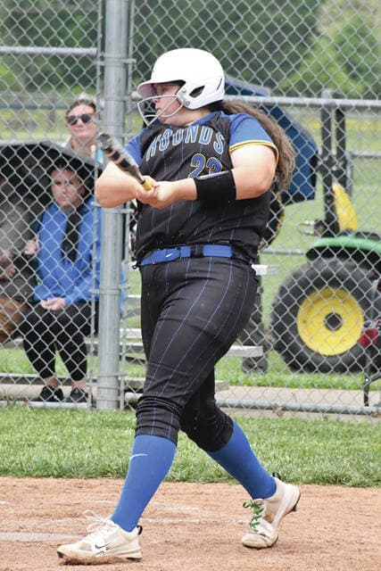 Manchester survives Paint Valley rally, wins district quarterfinal 12-11