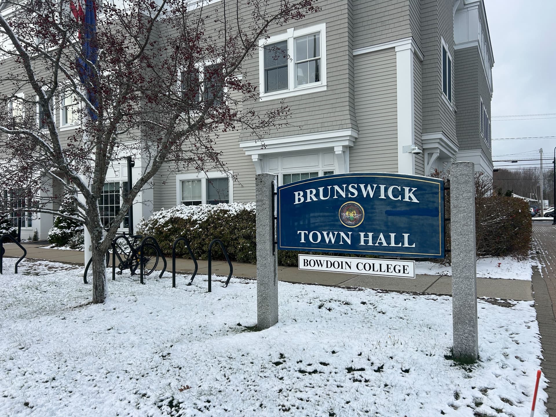 Brunswick Council Swears In New Members, Elects Young Chair Focused on Housing