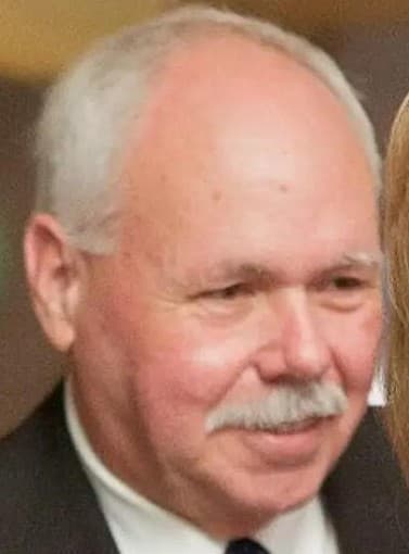 Local Navy Veteran and Woolwich Leader Rick Snell Dies