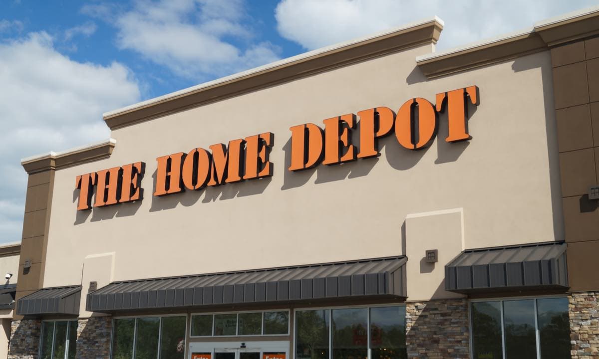 Home Depot Plans to Hire 80,000 Seasonal Workers for Spring 2025