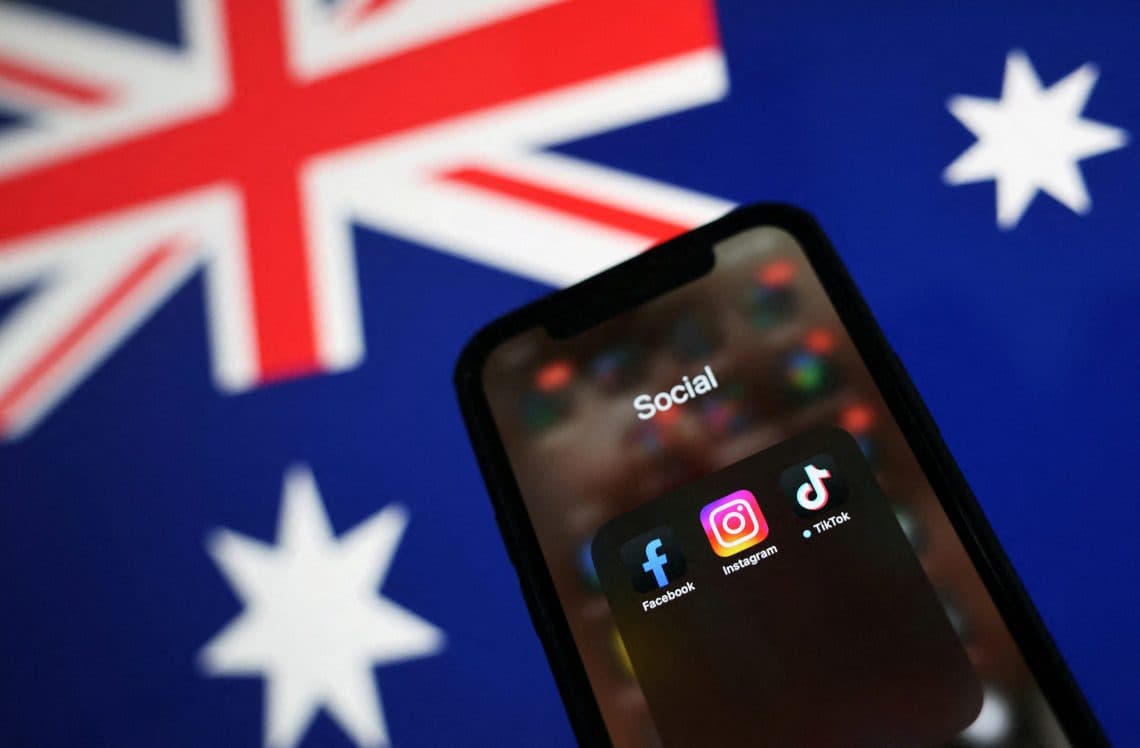 Australia begins deactivating under 16 accounts as ban nears rollout