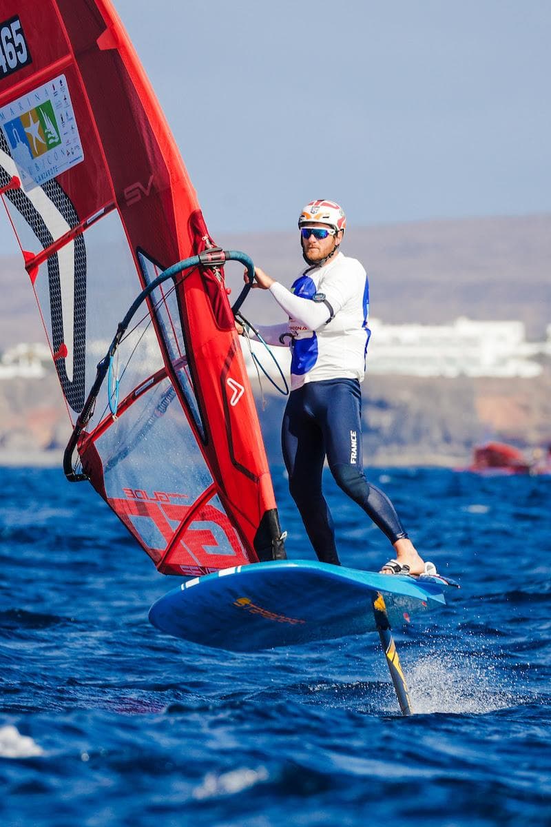 Foil-Assisted Maxi Raven Claims Monohull Line Honours, Sets Transatlantic Record