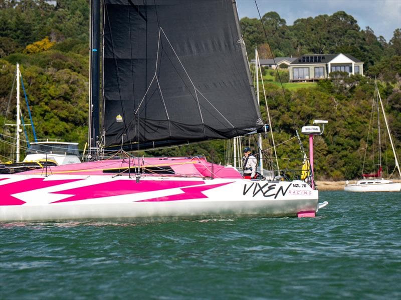 Solo Trans-Tasman multihulls battle 50-knot gusts on first night