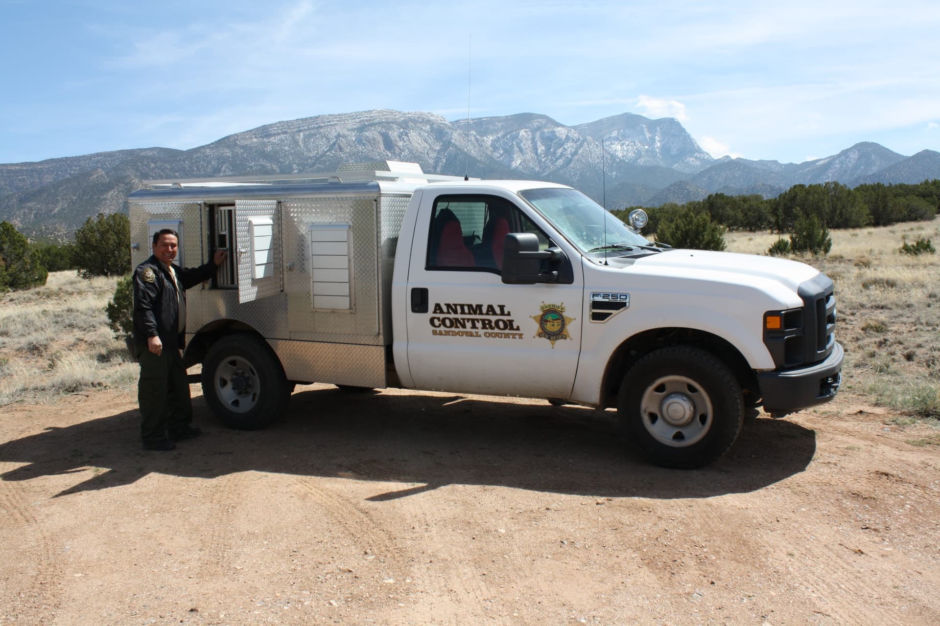 Sandoval County Seeks Veterinary Services, Proposals Due December 30