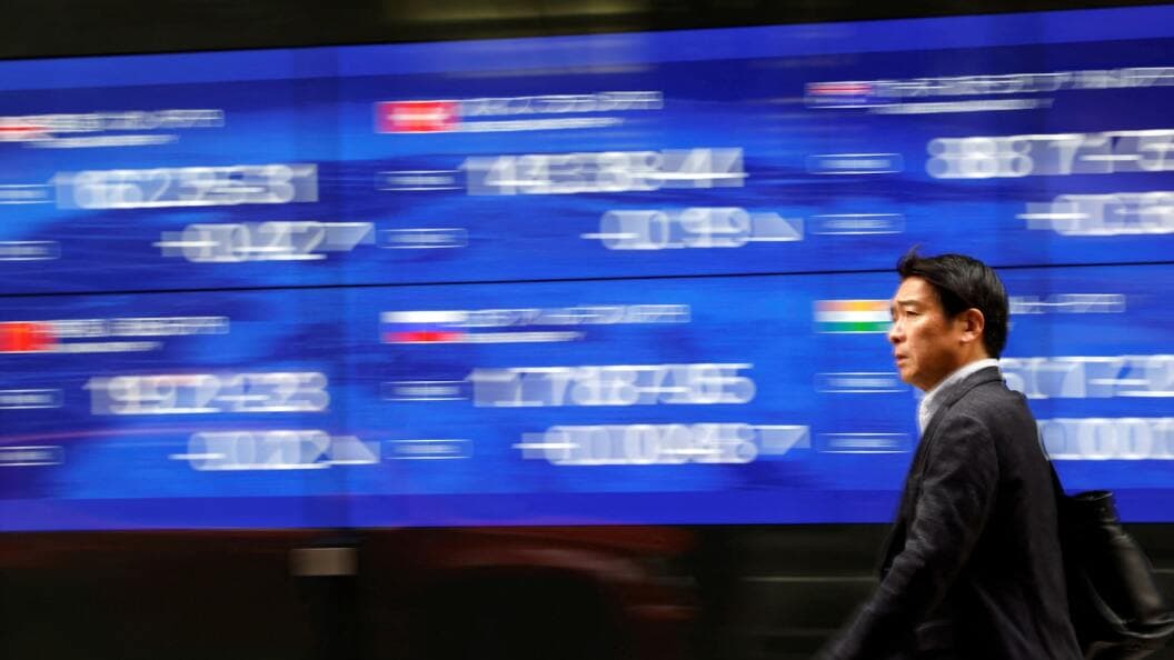 Asian Markets Pause as Fed’s Tone Could Trigger Major Repricing