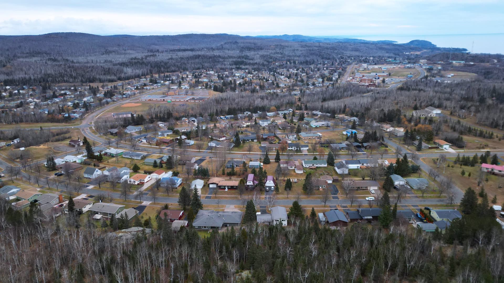 Silver Bay Closes City Offices During Blizzard; Police, Street Crews On Duty