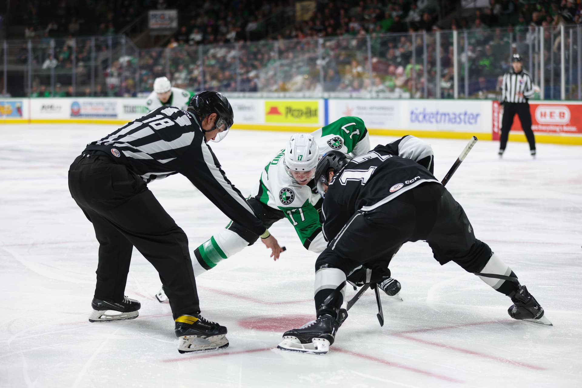 Reign Scores Twice in Final 14 Seconds, Beats Stars 4-3; Hughes All-Star