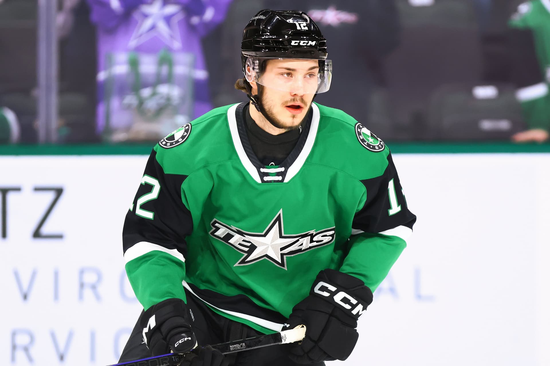 Texas Stars Score Early, Hold Off Chicago Wolves 4-2 in Rosemont