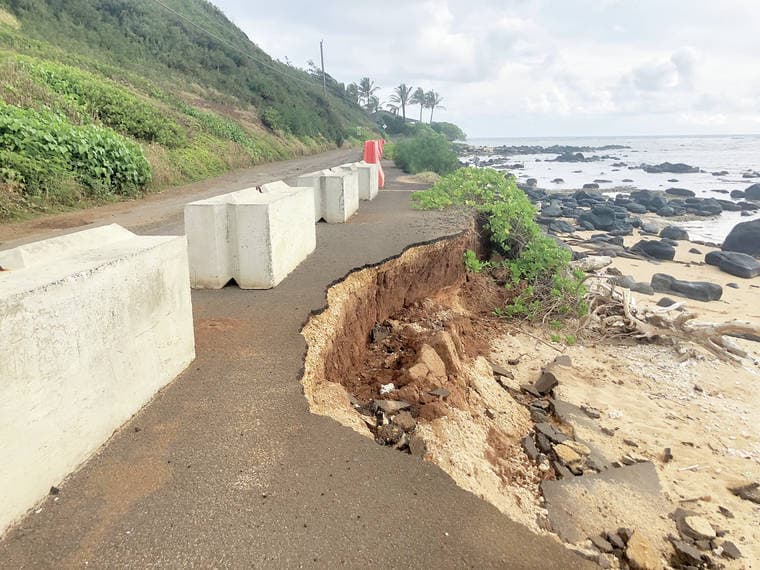 Anahola Landslide Damages Aliomanu Road, Water Service Restored