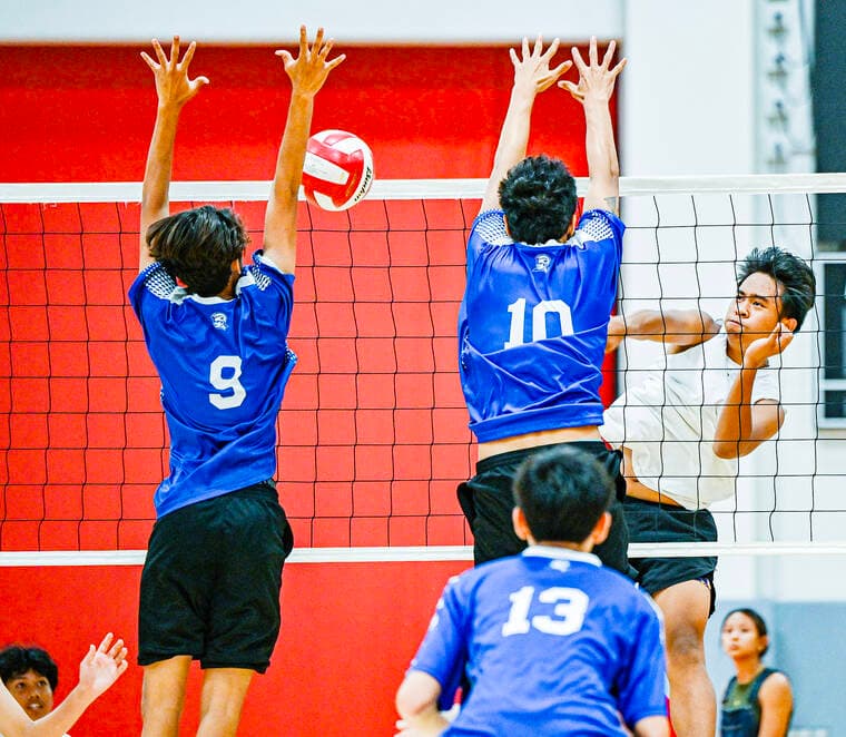 KIF Boys Volleyball Season Opens With Straight-Set Wins for Kapaa, Kauai High
