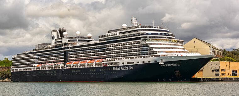 HST Brewing officially opens in downtown Līhue with food, music and crowds