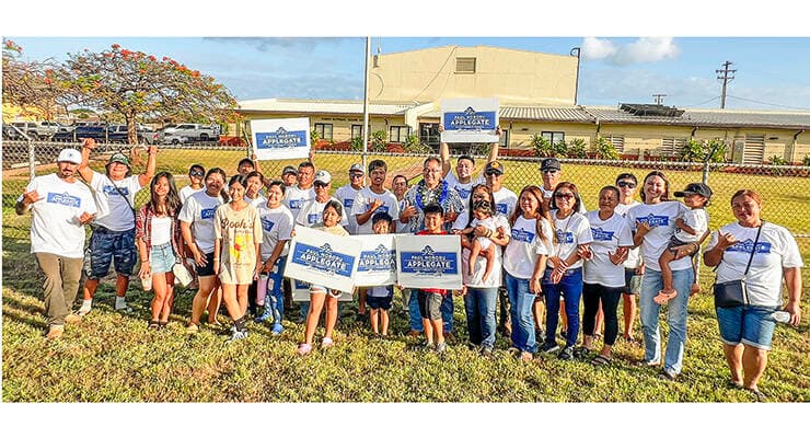 Applegate supporters rally in Hanapēpē ahead of primary