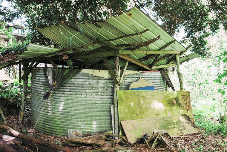 Kona quake damages catchment systems, hundreds face water emergency