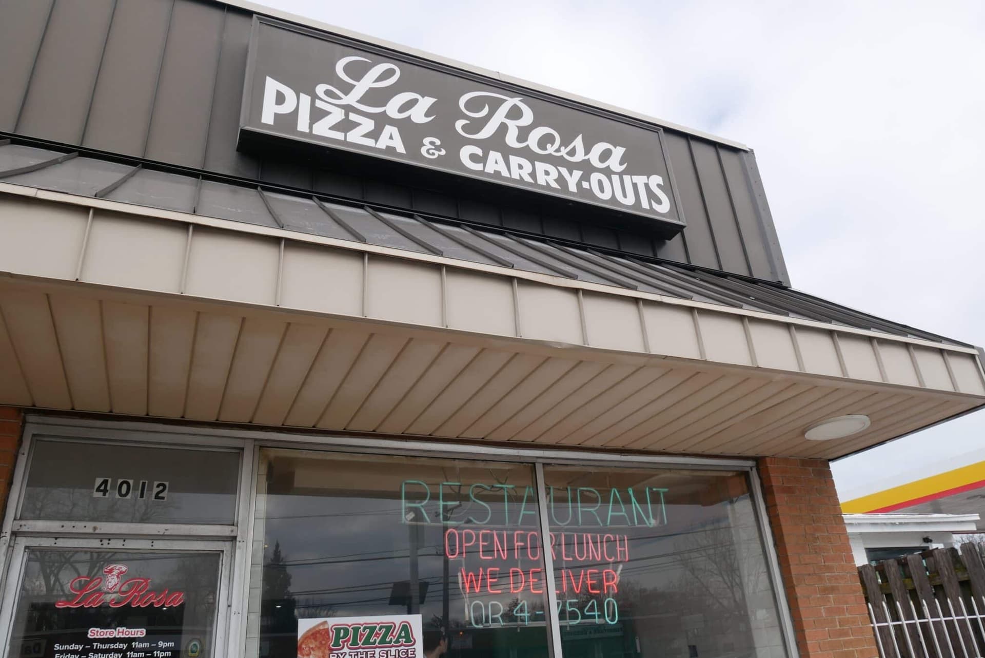 La Rosa Pizza Operator Files Chapter 11, Seeks Joint Administration for Restaurants