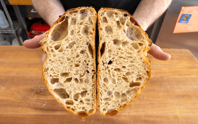 Sourdough baking helps newcomers settle into life on Costa Tropical
