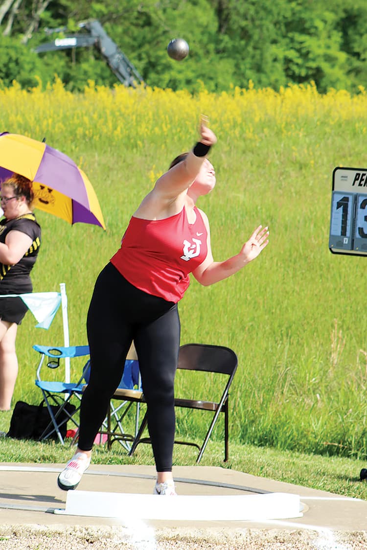 Jackson, Vinton County athletes advance from district meet in McArthur