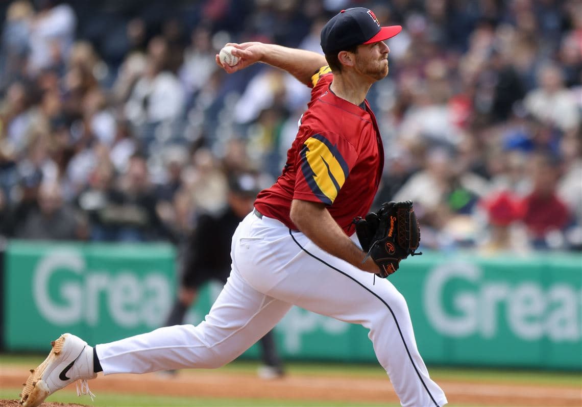Clippers top Mud Hens 6-3, split series and delight big Huntington Park crowd