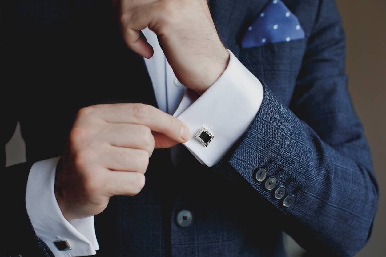 Cufflinks Depot offers engraved cufflinks and custom corporate gifts